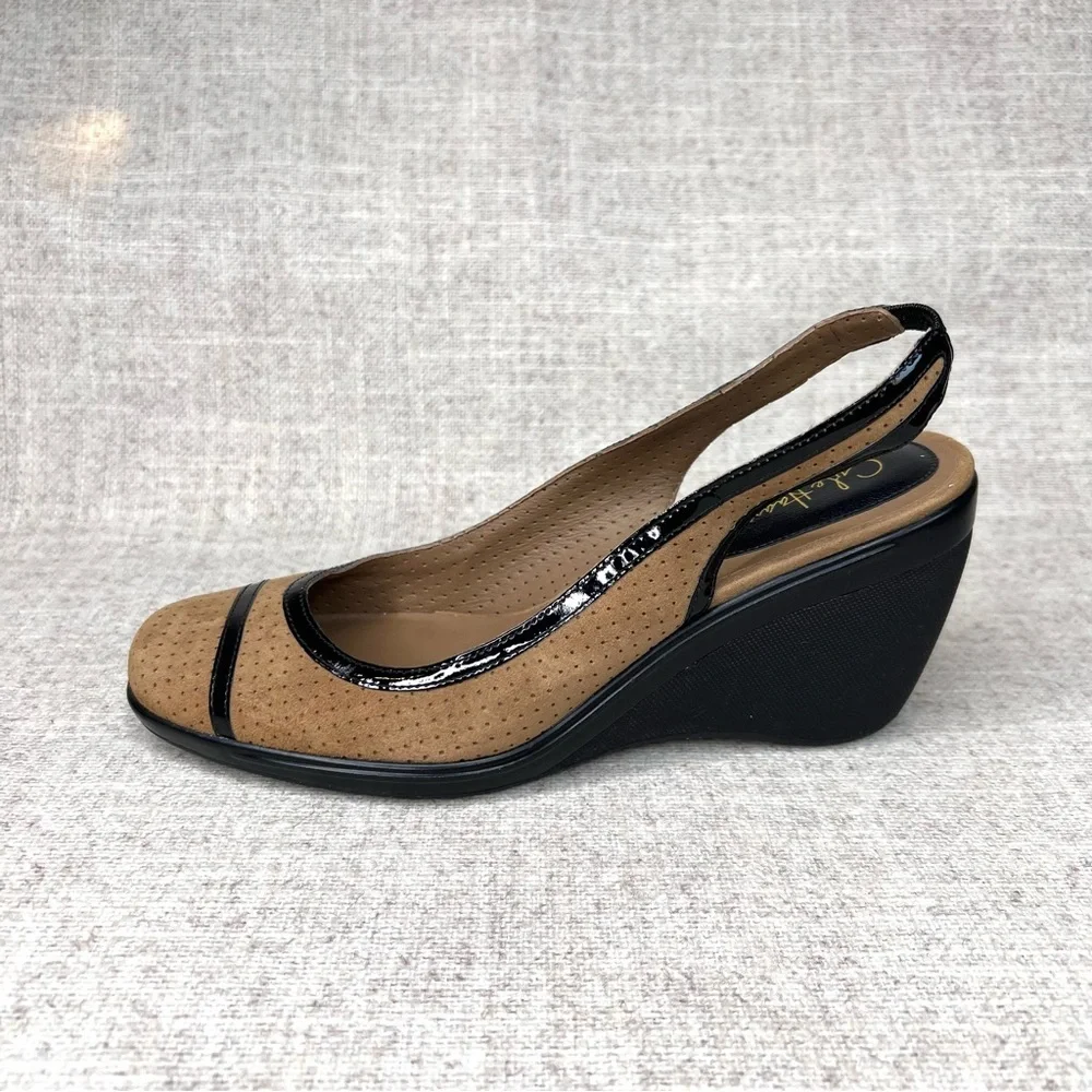 Cole Haan tan perforated suede & black patent‎ wedges heels size 6.5B slingback